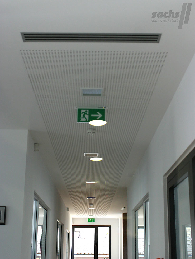 Lochplattendecke Akustikdecke Innenausbau Maler Lauterbach 3